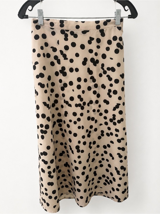 Tahari Dresses & Skirts - T Tahari Ink Dot Print Cream Black Midi Skirt Size M
